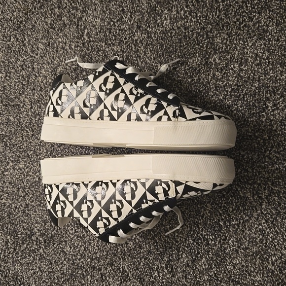 KARL LAGERFELD Kate diamond lace up sneakers - Picture 4 of 4
